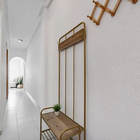 Apartment, Pool, And Sea Апартаменты